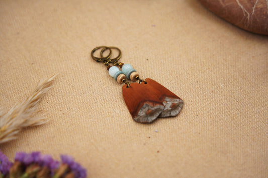 Kiefernzapfen-Ohrringe mit Aquamarin & Keramik-Discs