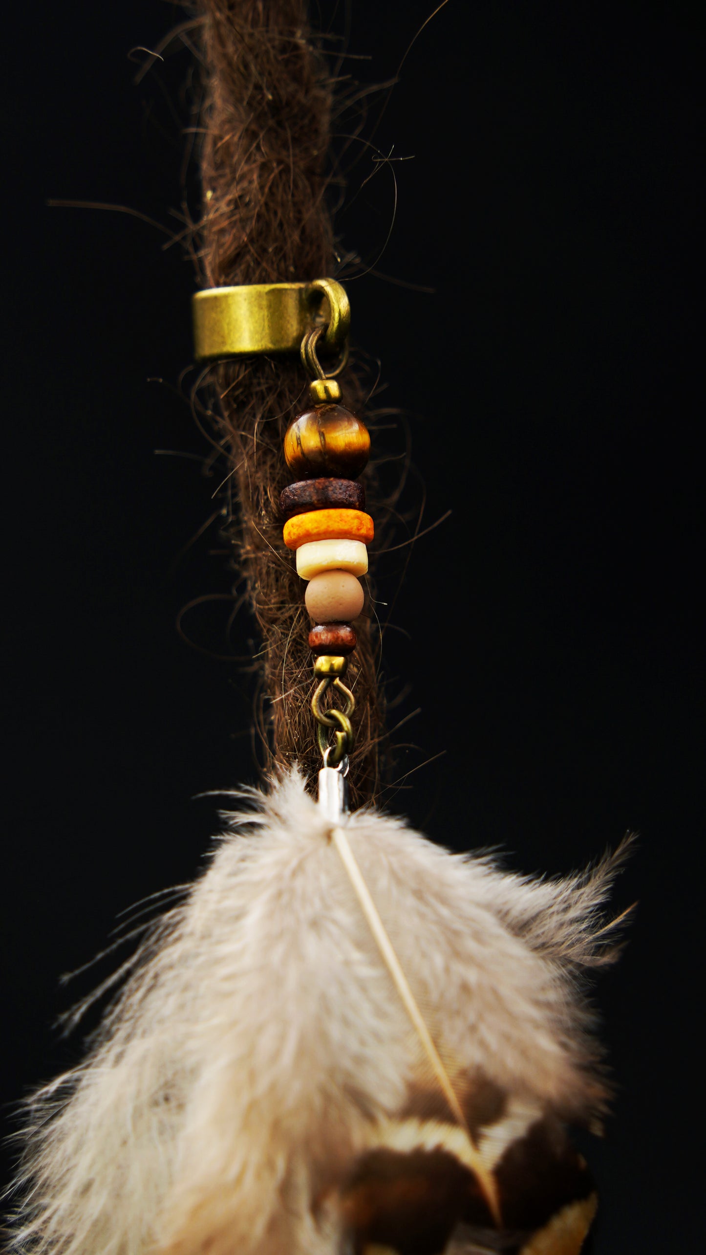 Feder Dread Anhänger Natur – Fasanenfeder mit Holzperlen | Boho Dreadschmuck