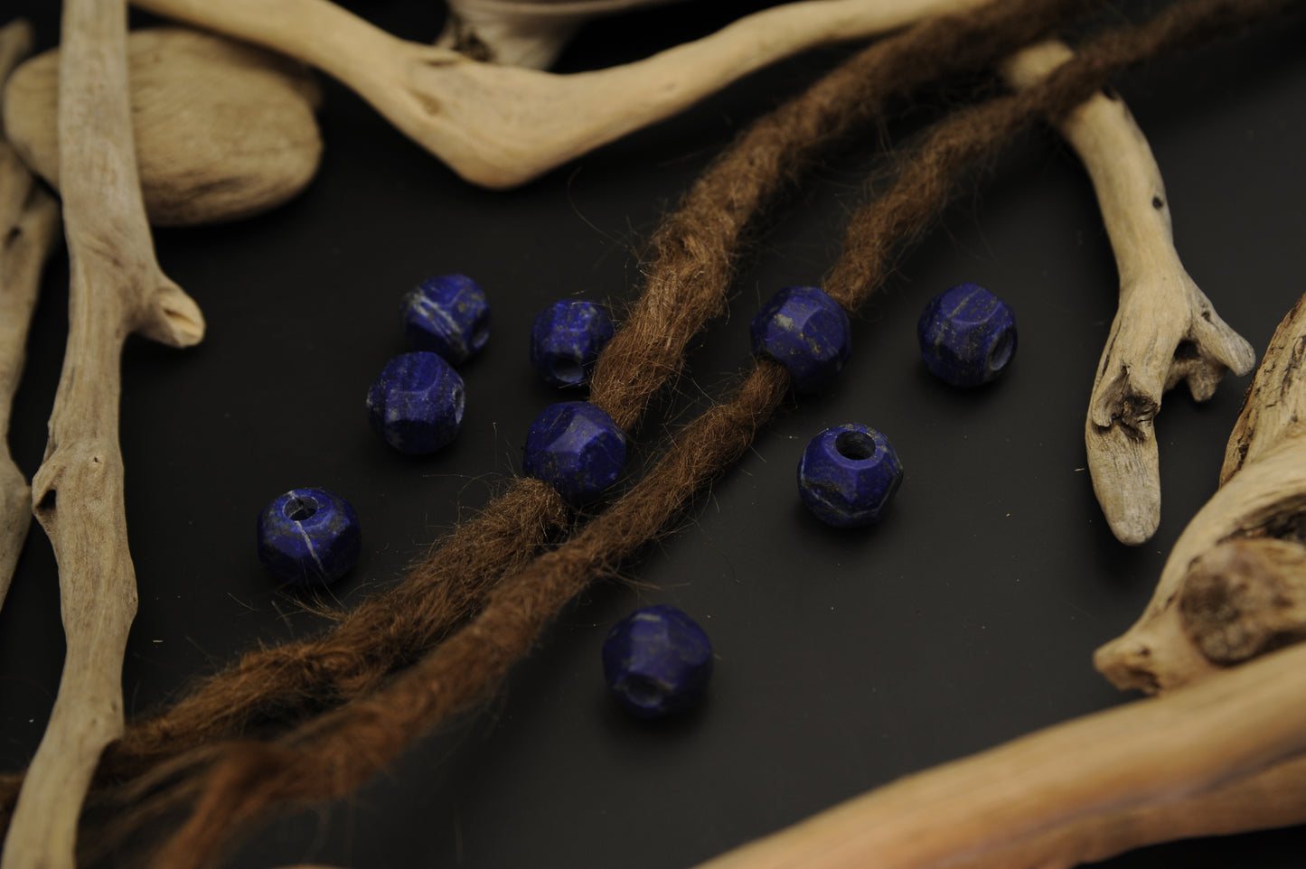 Lapislazuli Dreadlockperlen – Kugel (2er-Set)