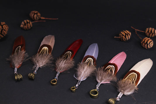 Feder Dread Anhänger – Gänsefeder & Wildfasan Feder | Boho Natur Dreadschmuck