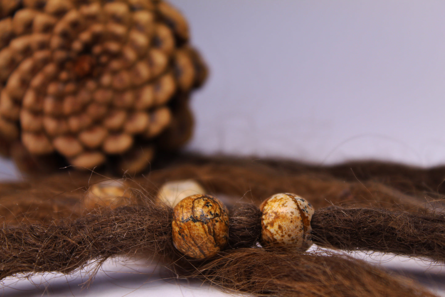 Tiger Jaspis Dreadlockperlen – Kugel (2er-Set)