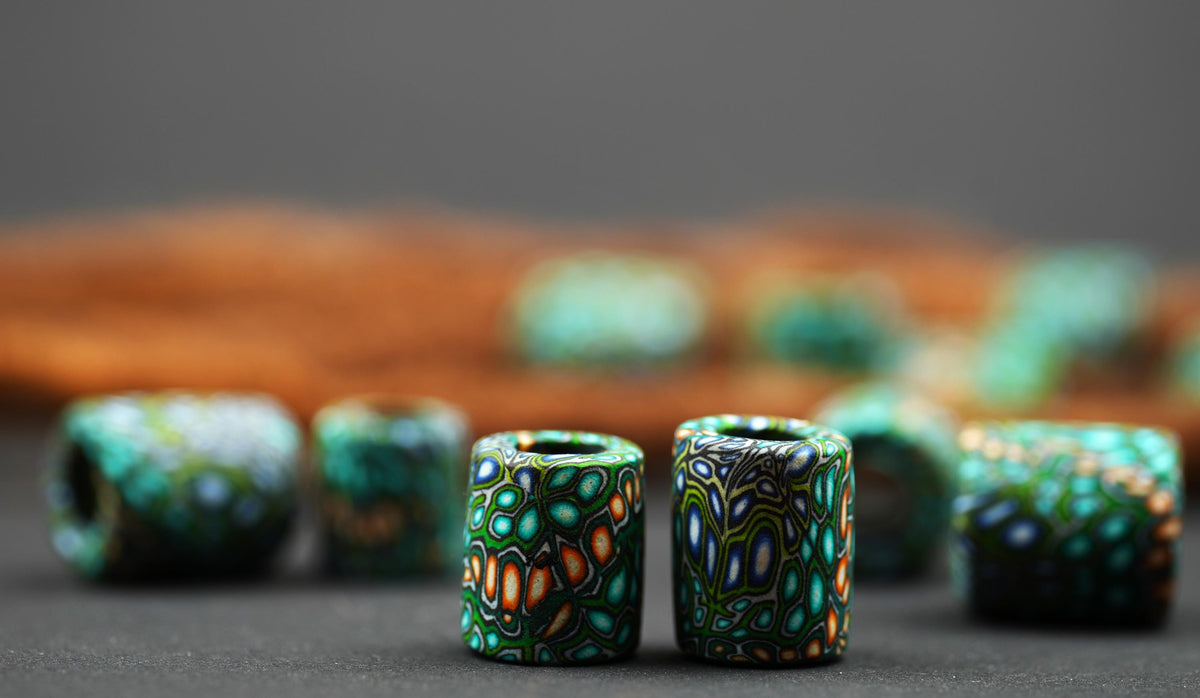 Emerald Rain Fimo Dreadperlen in Dreadlocks – Ansicht 4