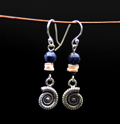 Blue Ammonite – Ohrringe aus 925 Silber mit Lapislazuli