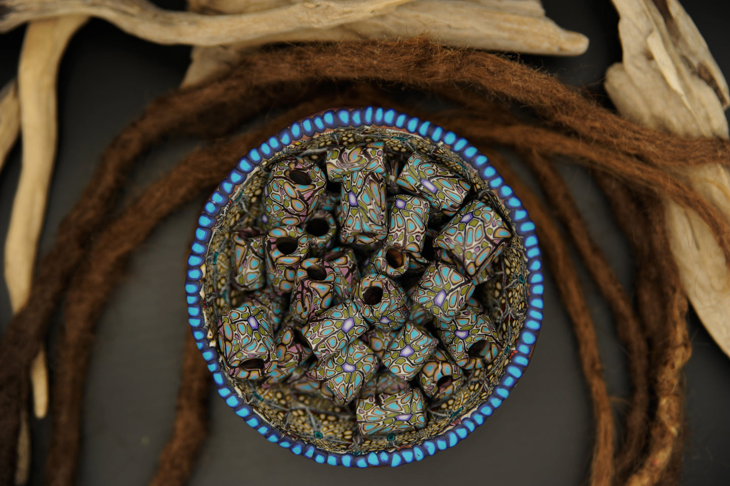 Mystic Mosaic – handgefertigte Fimonacci Dreadbead