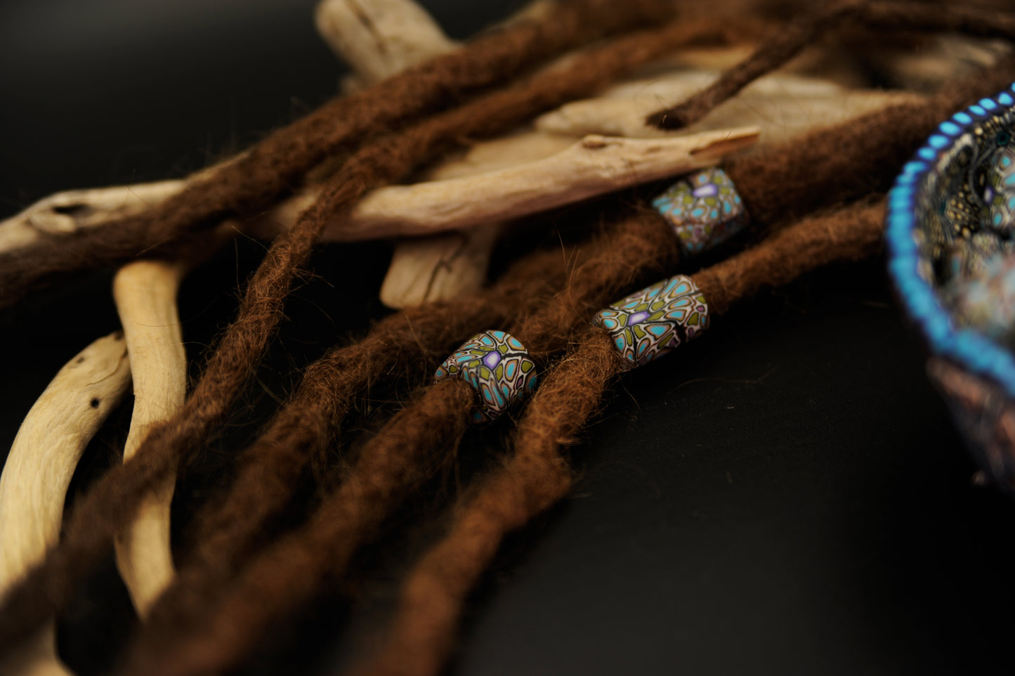 Mystic Mosaic – handgefertigte Fimonacci Dreadbead