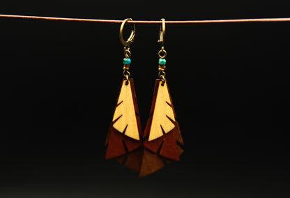 Waldhauch – Wooden Earrings Made from Three Woods with Blue Garnet – view 8