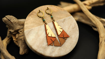 Waldhauch – Wooden Earrings Made from Three Woods with Blue Garnet