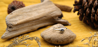 Small Snail Silver Ring – 925 Sterling Silver – view 2