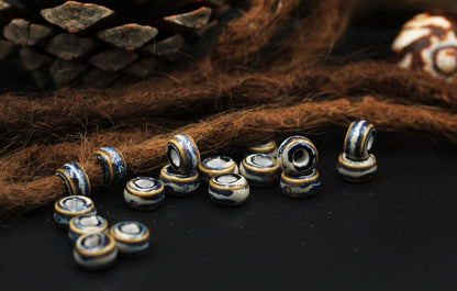 Keramik Dreadperlen blau-weiß – Detail