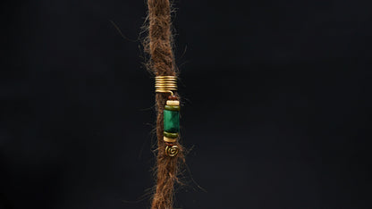 Draht-Dreadperle mit Smaragd in der Dread – Ansicht 2