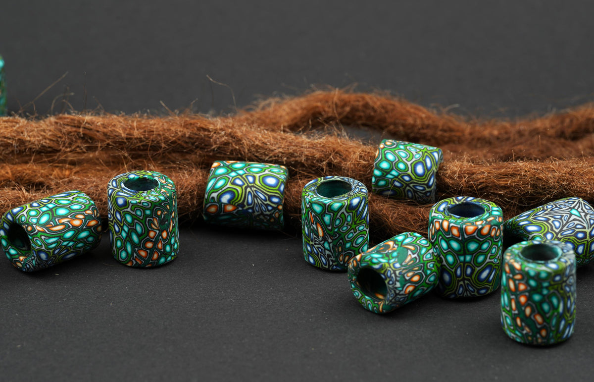 Emerald Rain Fimo Dreadperlen in Dreadlocks – Ansicht 3