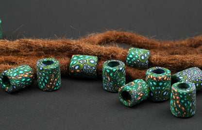 Emerald Rain Fimo Dreadperlen in Dreadlocks – Ansicht 3