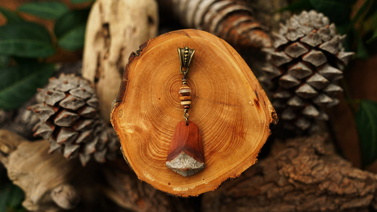 Wooden Dread Pendant Made from a Pine Cone Scale – Red-Brown with Bronze Cap