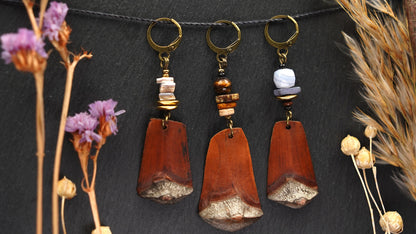 Holz Statement Ohrringe – Detail