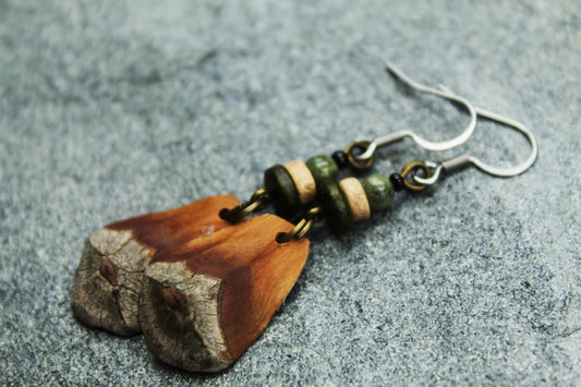 Pine Cone Scale Earrings with Grey-Green & Wooden Beads – Silver Hooks