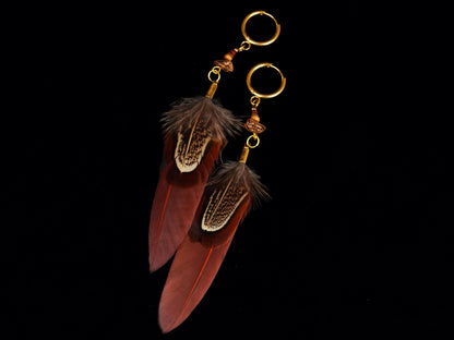 Lange Federohrringe in Braun & Gold – Gänsefeder, Wildfasan & Betelnuss – Bild 5