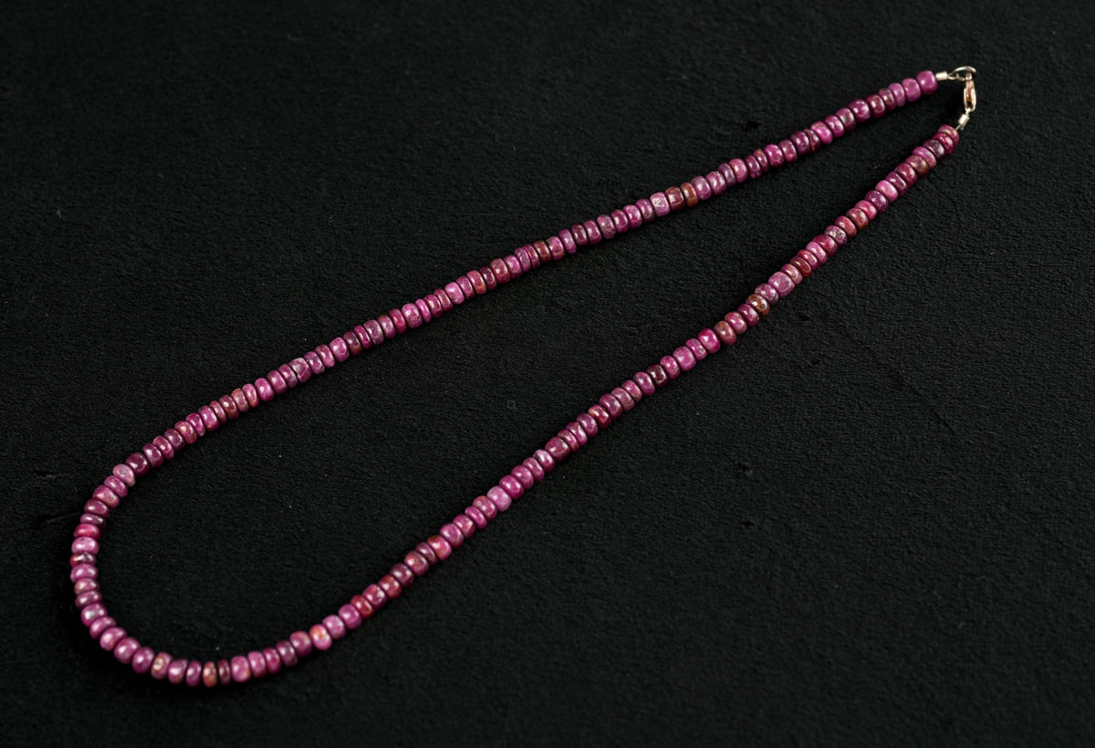 Facettierte Rubin Kette in tiefem Rot – Ansicht 6