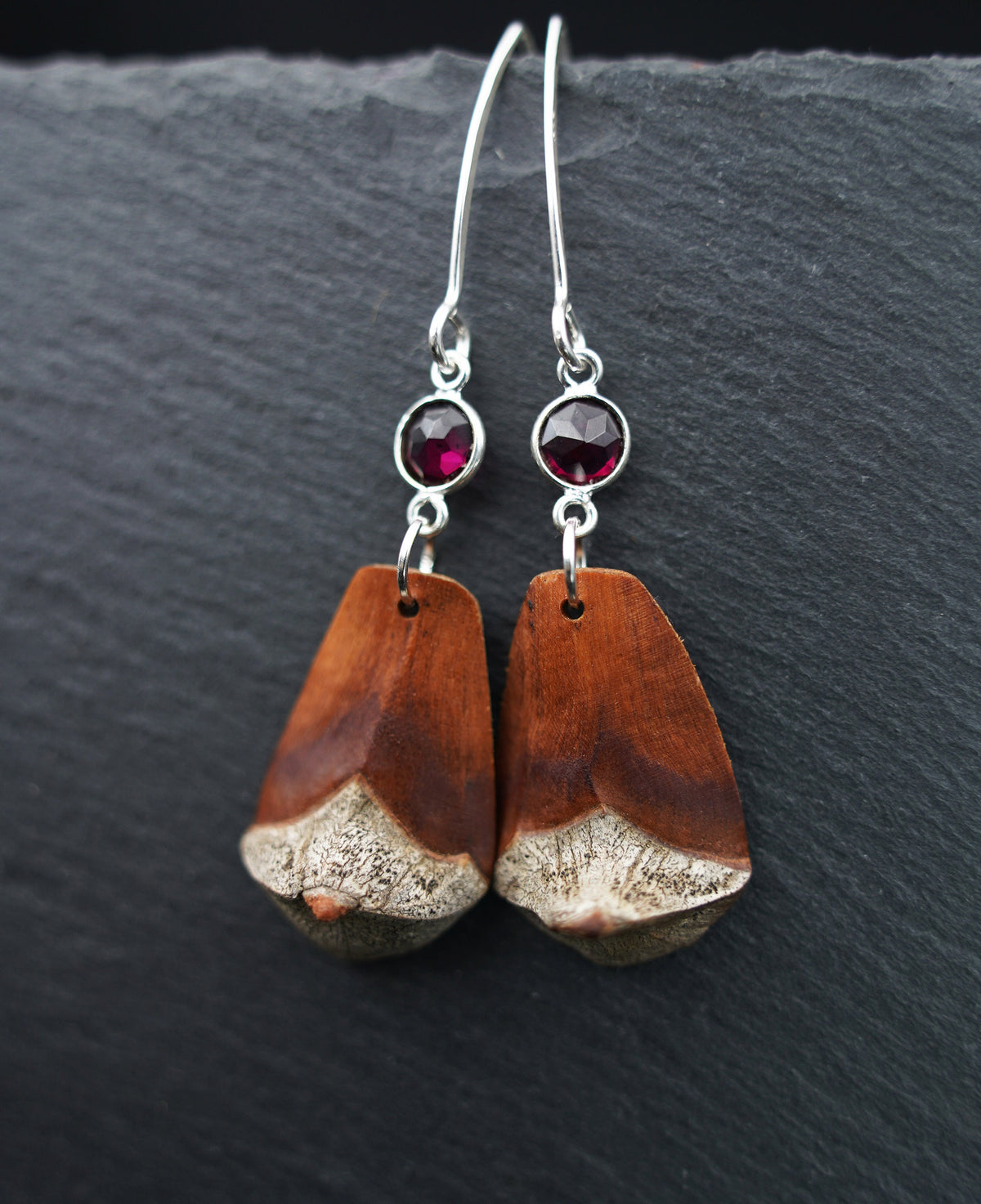 925 Silver Earrings with Pine Cone Scale & Faceted Garnet – view 2