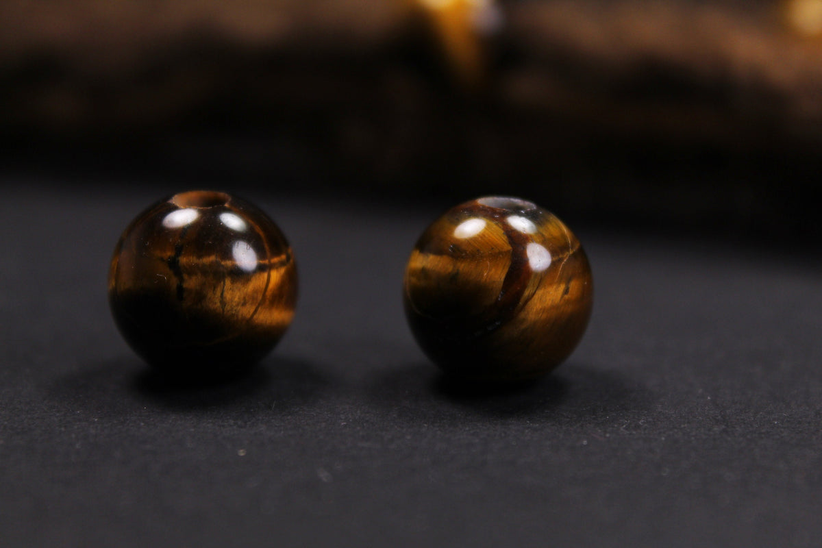 Round Tiger's Eye Dread Beads – Set of 2, Ø 14 mm, Hole 4–7 mm – view 3