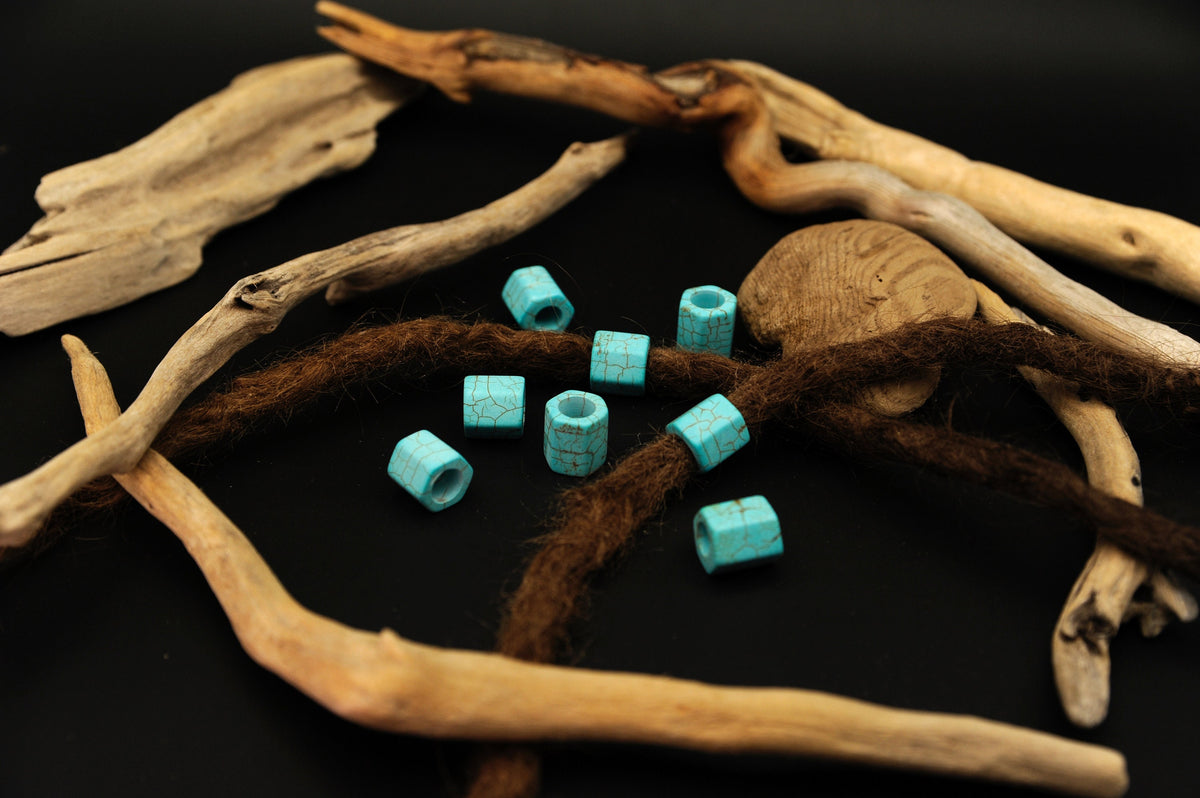 Hexagonal Turquoise-Coloured Dread Beads – Set of 2, 15 × 12 mm – view 3